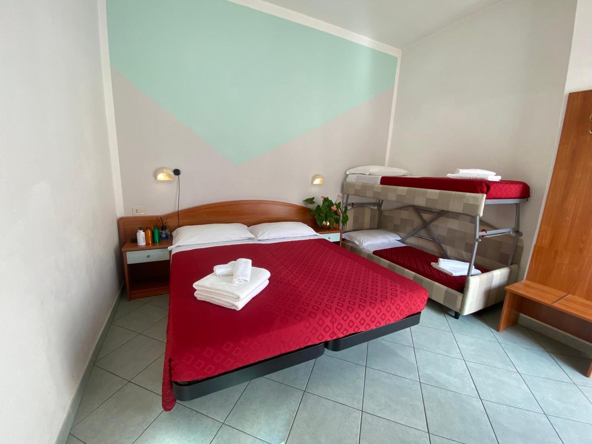 Hotel Villa Caterina Rimini Exteriör bild