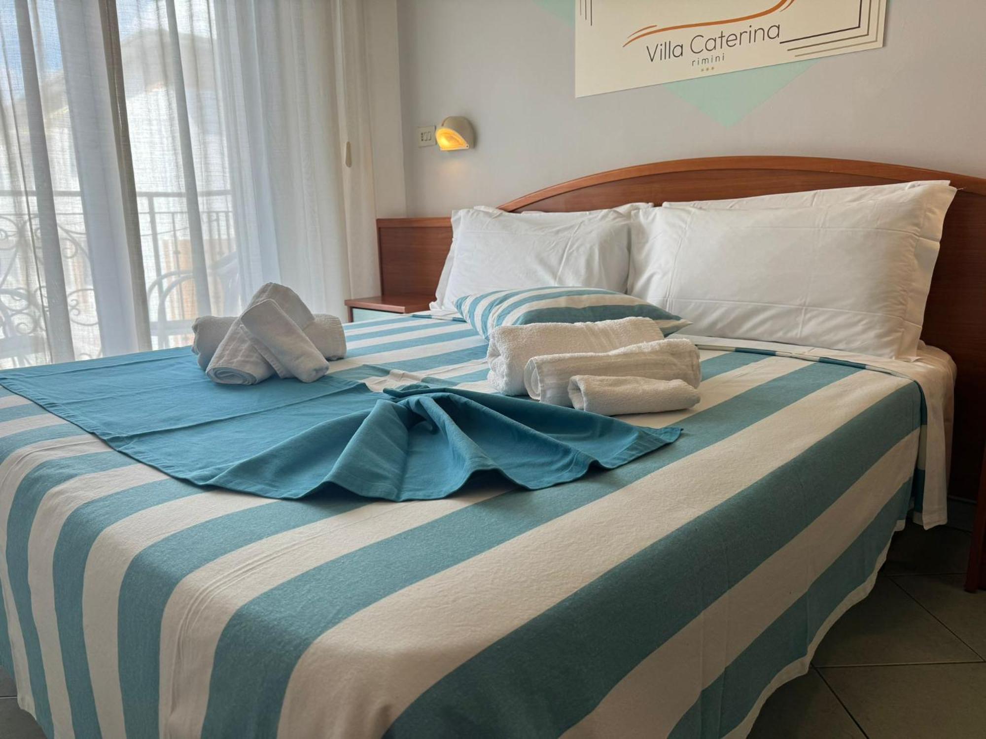 Hotel Villa Caterina Rimini Exteriör bild