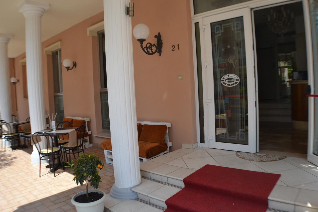 Hotel Villa Caterina Rimini Exteriör bild